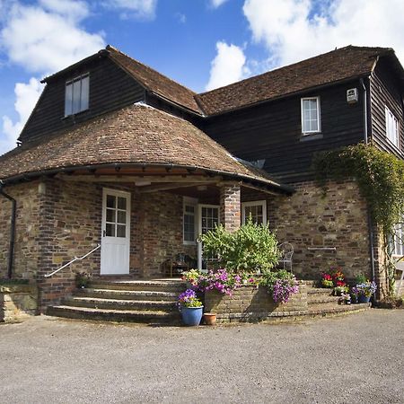 Magpies Lodge Slinfold Экстерьер фото